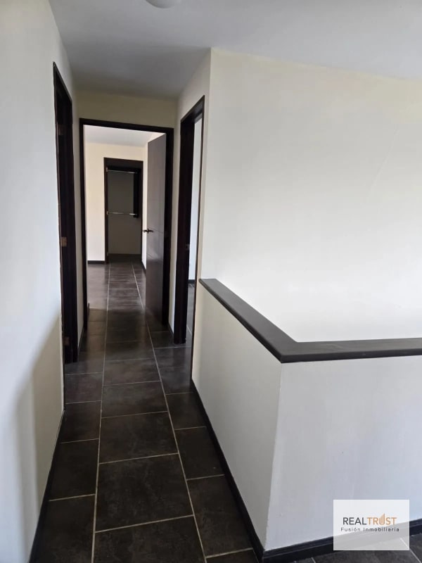 Titulo: Cumbres de la Arboleda en venta 4 habitaciones - 7