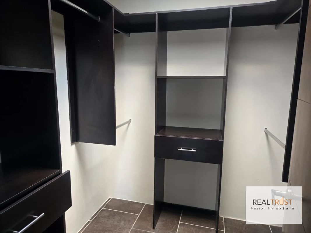 Titulo: Cumbres de la Arboleda en venta 4 habitaciones - 5