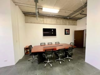 Vendo/rento oficina de 67m2 en edificio Design Center, zona 10 — Oficina en Venta en Design Center, Zona 10, Guatemala, Ciudad — miniatura 3 de 7