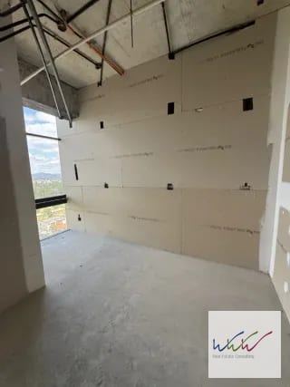 Rento amplia oficina de 570m2 en edificio Renovati, zona 10 — Oficina en Alquiler en Renovati, Zona 10, Guatemala, Ciudad — miniatura 6 de 11