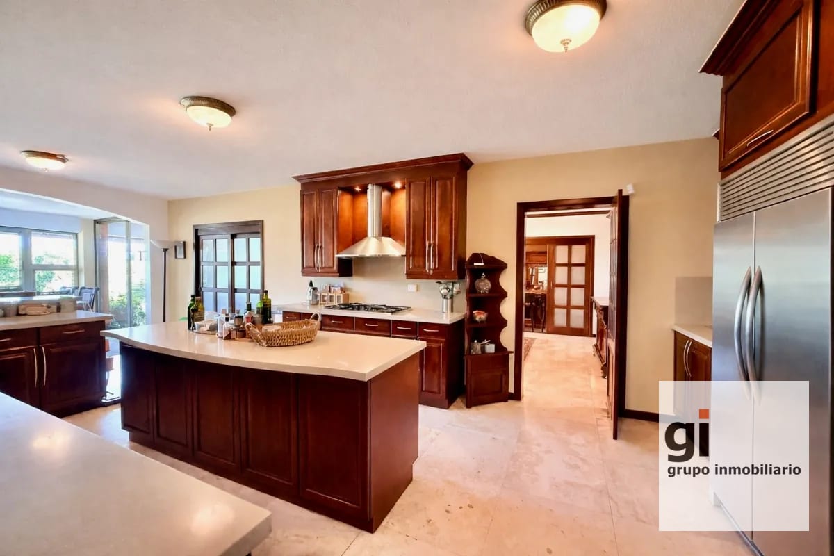 Preciosa casa en venta en condominio exclusivo CAES — Casa en Venta en Carretera a El Salvador, Guatemala, Ciudad — foto 11 de 17
