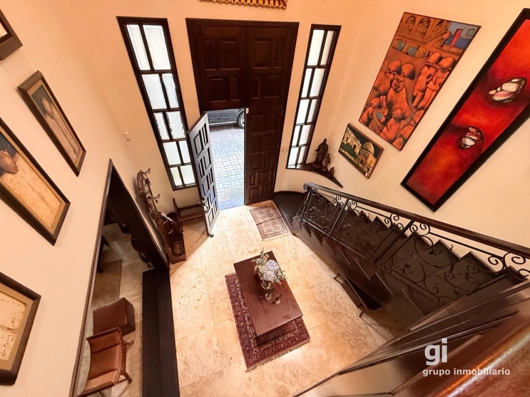 Preciosa casa en venta en condominio exclusivo CAES - 1