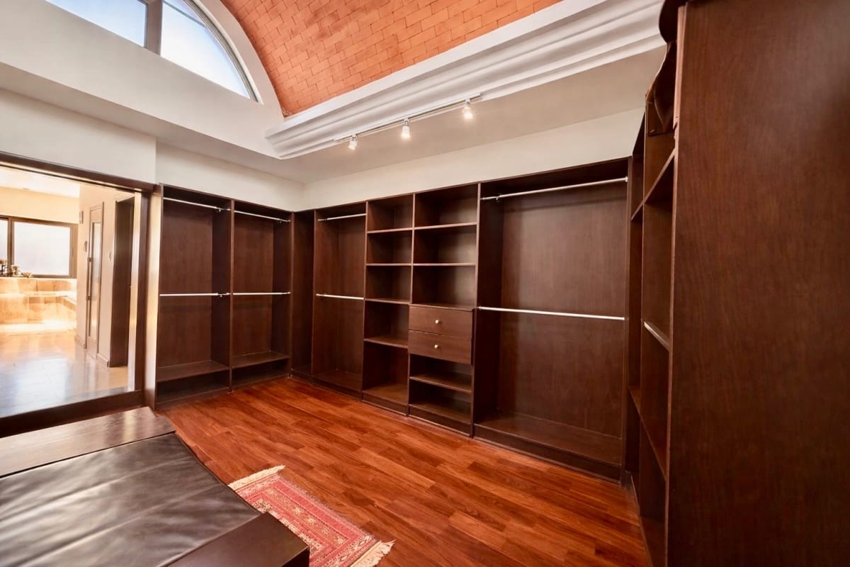 Preciosa casa en venta en condominio exclusivo CAES — Casa en Venta en Carretera a El Salvador, Guatemala, Ciudad — foto 5 de 17