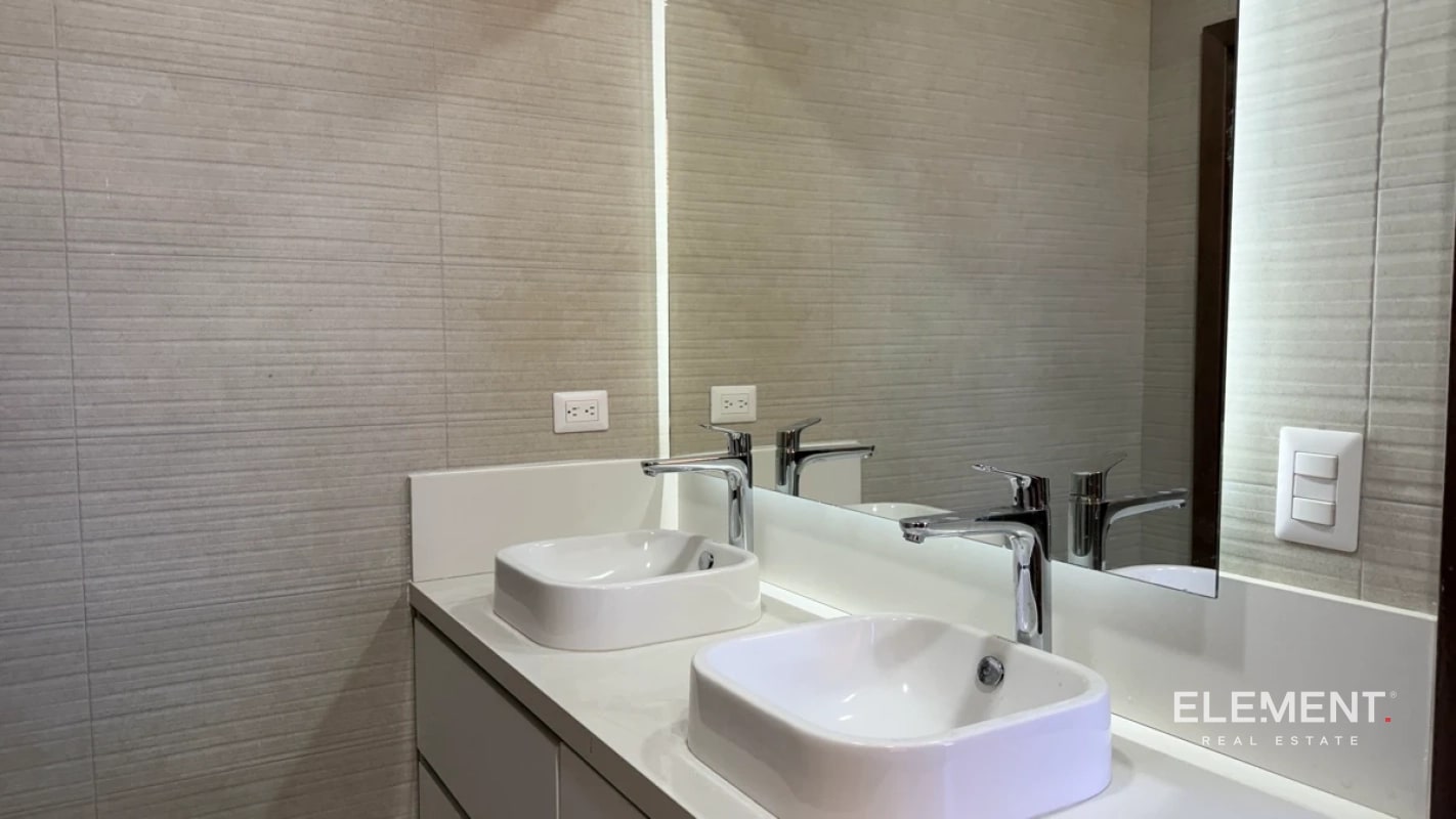 Apartamento nuevo y amplio en zona 10 - 7