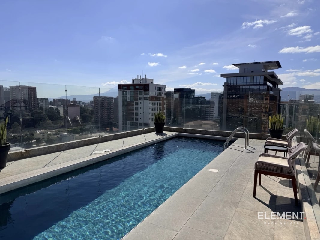 Apartamento nuevo y amplio en zona 10 - 1