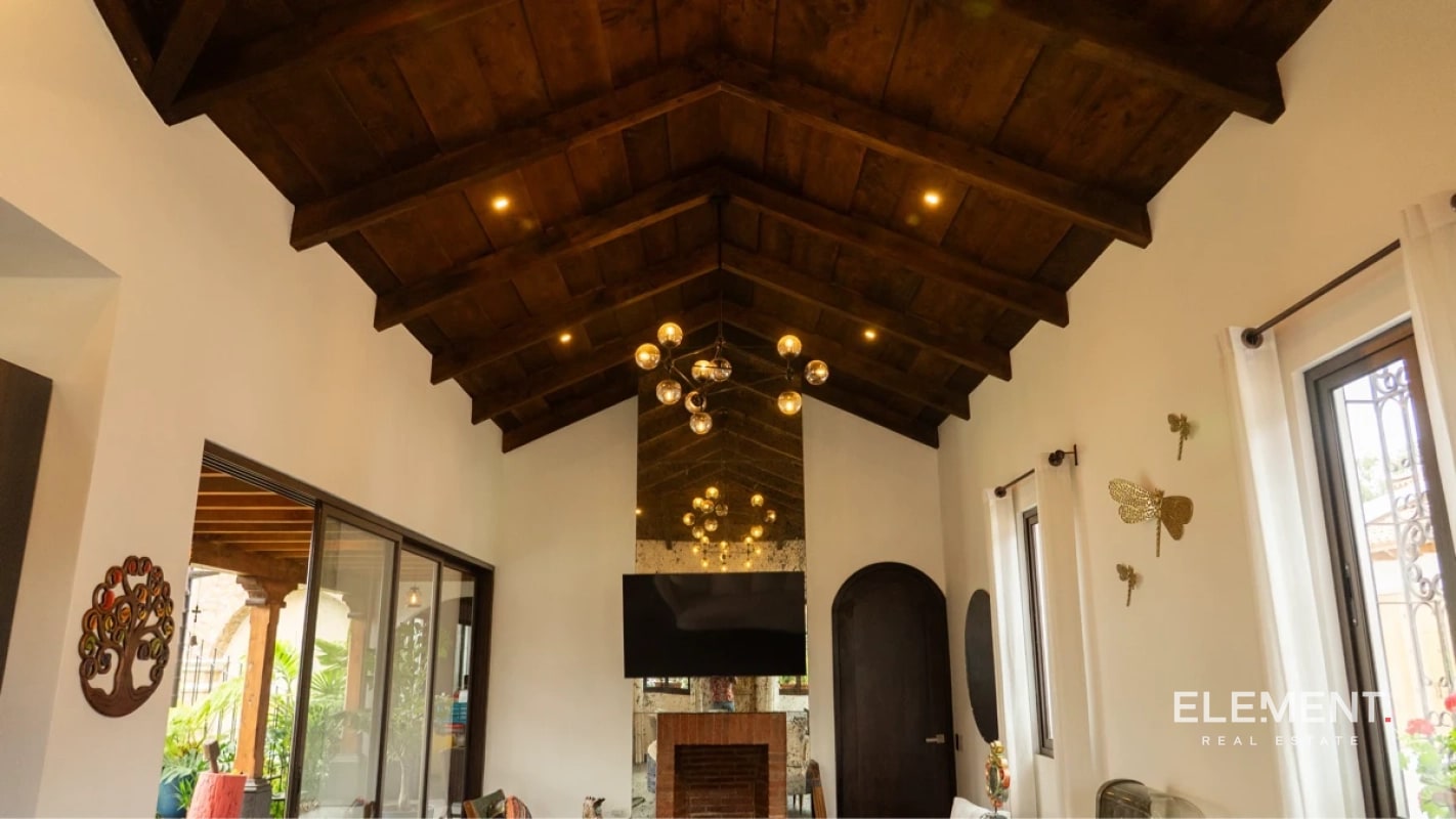Lujosa casa en venta a minutos de Antigua Guatemala - 8