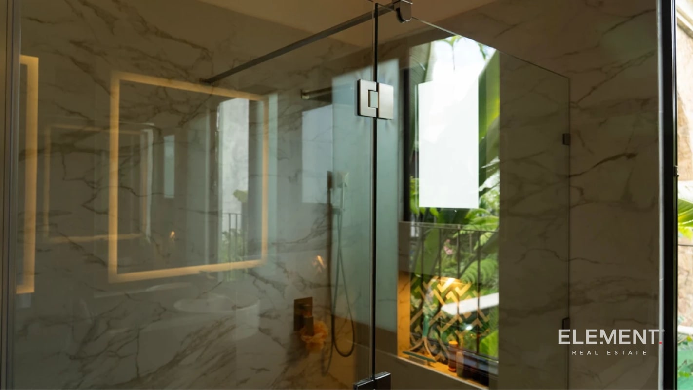 Lujosa casa en venta a minutos de Antigua Guatemala - 1