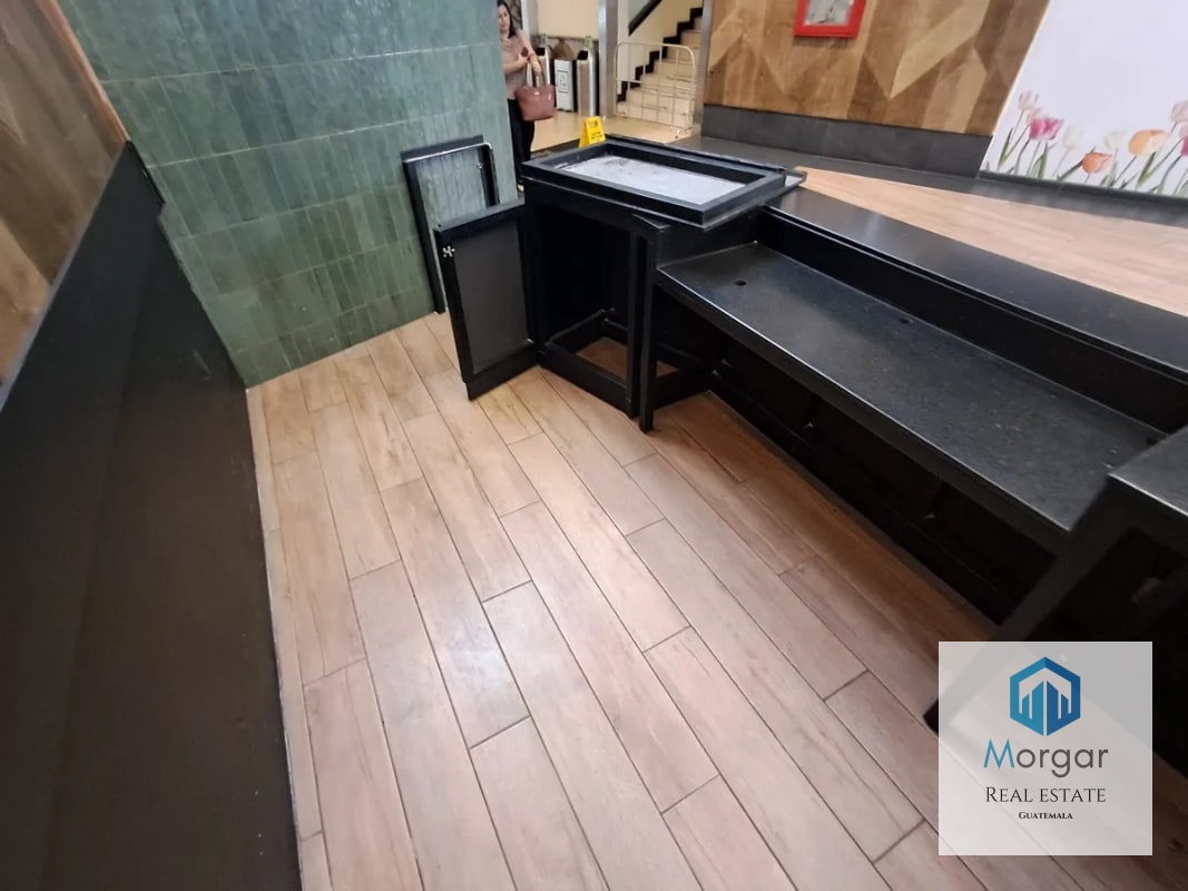 Kiosko en Foodcourt zona 10 - 1