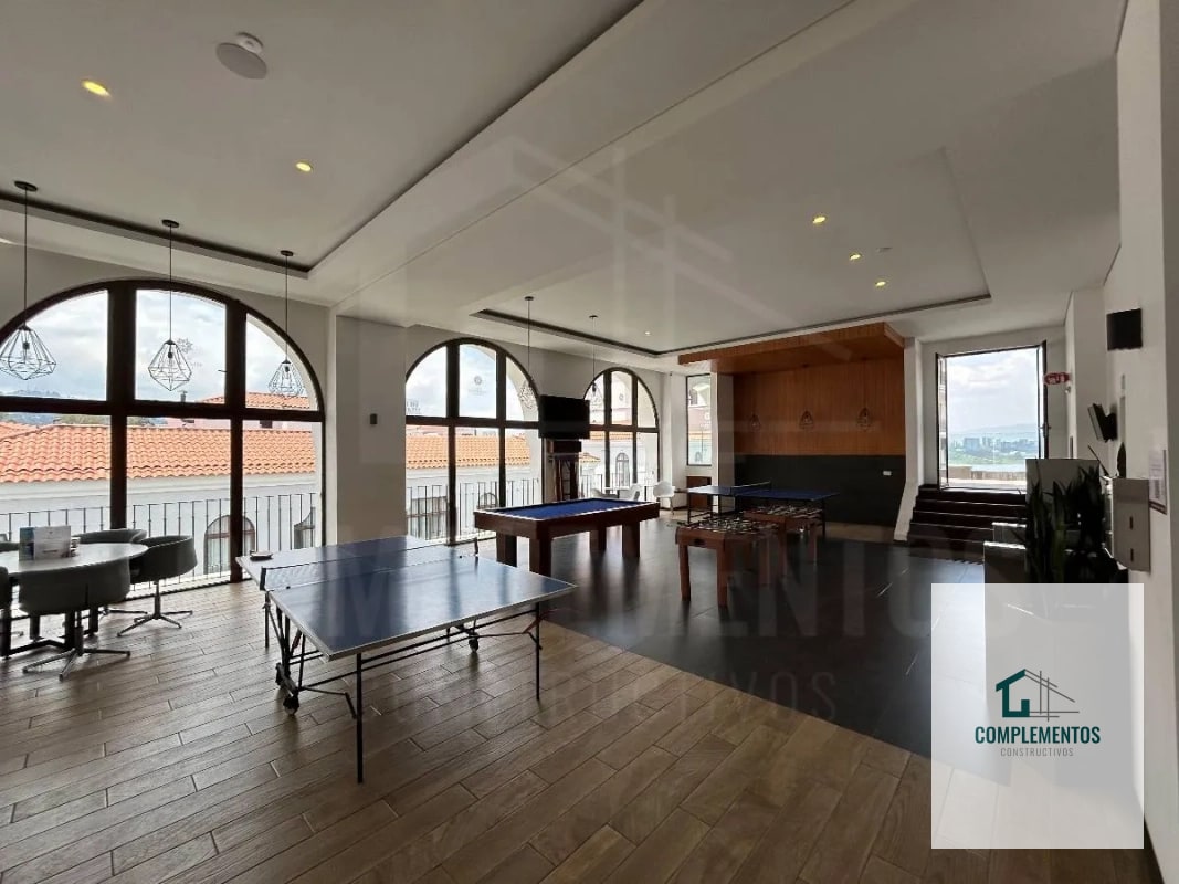 Apartamento en renta Lirios de Cayala - 2