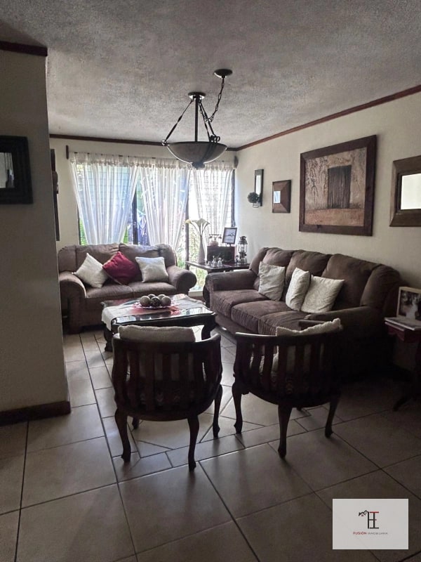 Vendo Casa en zona 11 atrás de la coca cola, dentro de garita - 7