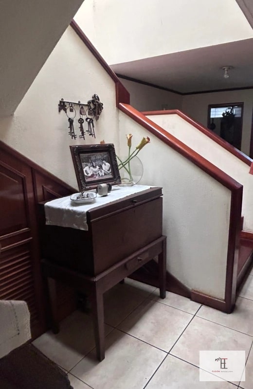 Vendo Casa en zona 11 atrás de la coca cola, dentro de garita - 5