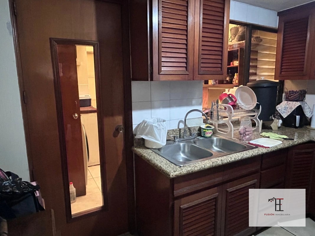 Vendo Casa en zona 11 atrás de la coca cola, dentro de garita - 3