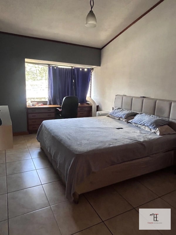 Vendo Casa en zona 11 atrás de la coca cola, dentro de garita - 2