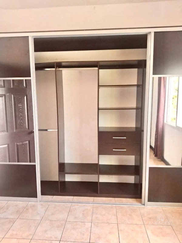 Km. 25 CAES • Casa en Renta • Condominio La Fontana 1 - 6