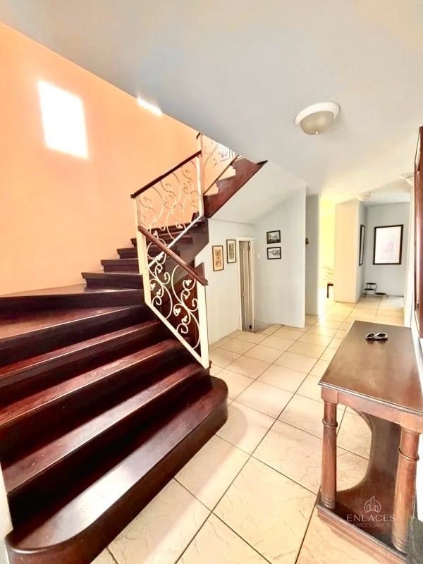 Zona 8 de Mixco • Casa en Venta • Condominio Orquídeas, San Cristóbal - 11