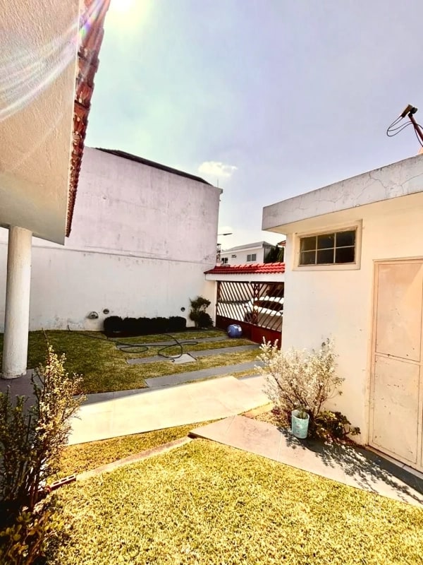Zona 8 de Mixco • Casa en Venta • Condominio Orquídeas, San Cristóbal - 10