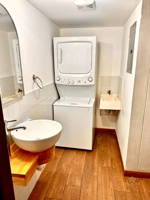 Zona 2 • Apartamento Amueblado en Renta • Edificio Roque - 5