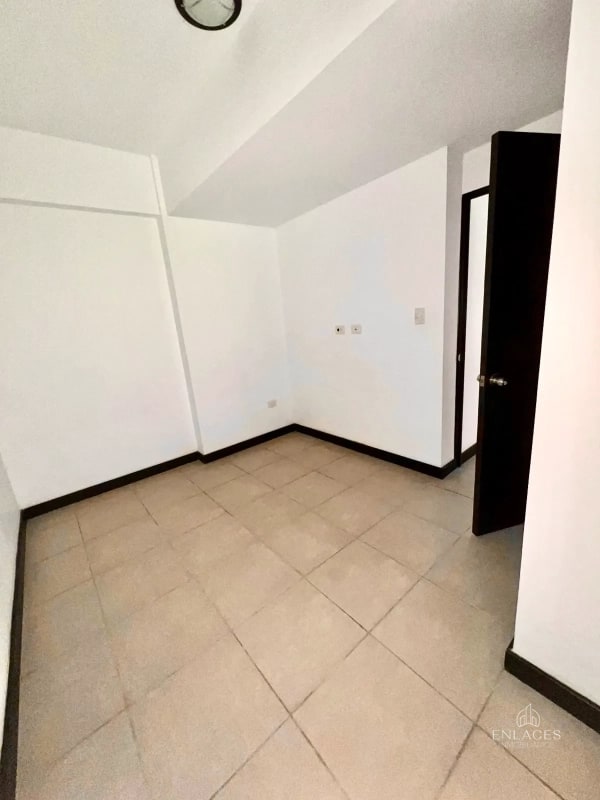Zona 16 • Apartamento en Venta • Edificio Hexa Cañada 16 - 8