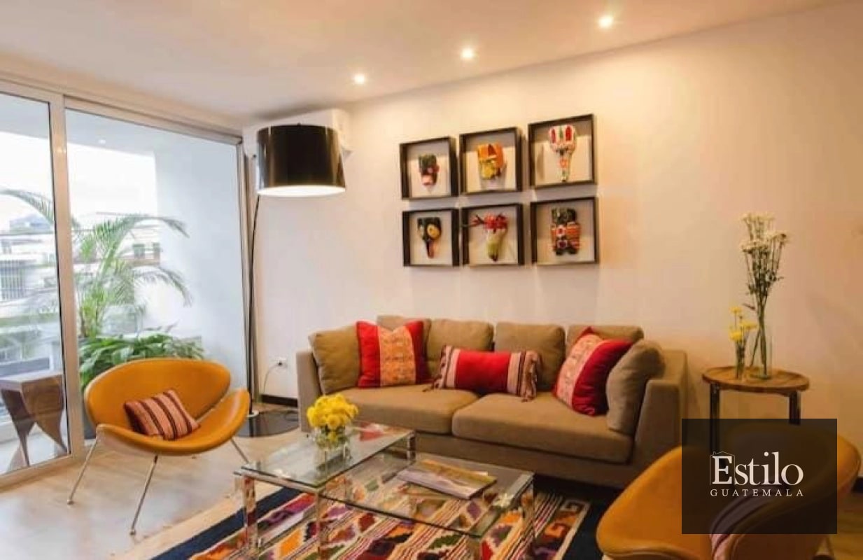 APARTAMENTO CON BALCÓN ZONA 4 - 10
