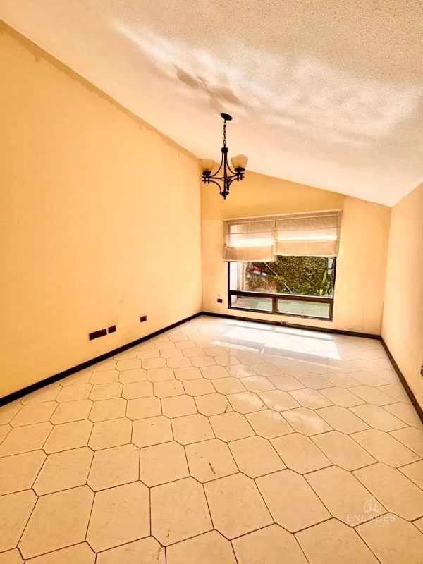 Km 18.5 CAES • Casa en Renta/Venta • Condominio San José el Tajín - 1