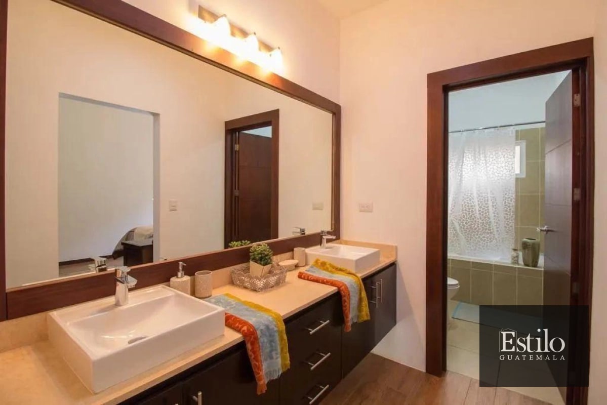 CASA EN VENTA TRIVENTO DE SAN VICENTE SANTA CATARINA PINULA - 1