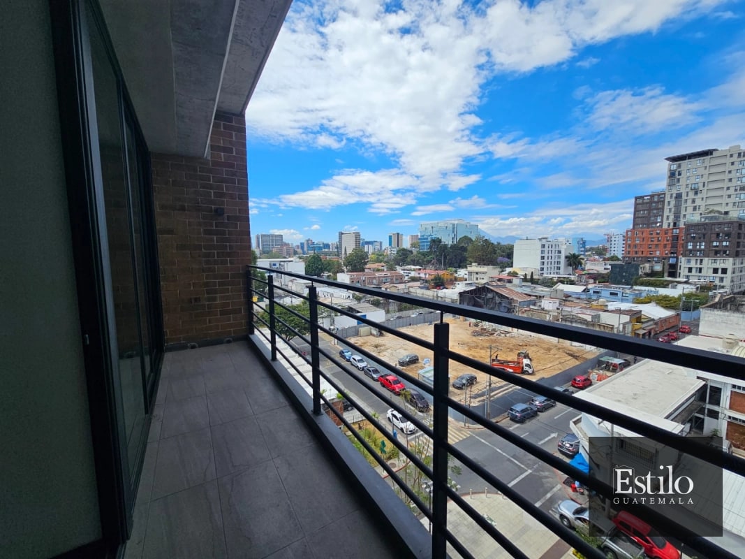 APARTAMENTO EN ALQUILER ZONA 10 - 12