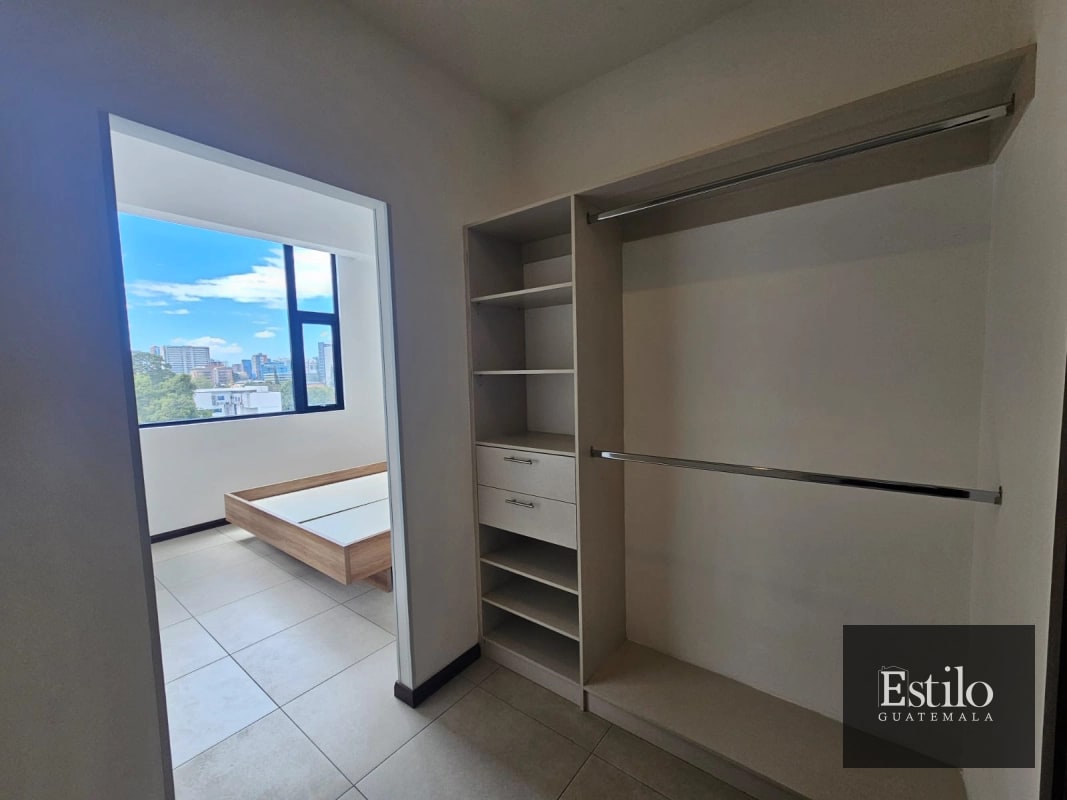 APARTAMENTO EN ALQUILER ZONA 10 - 2