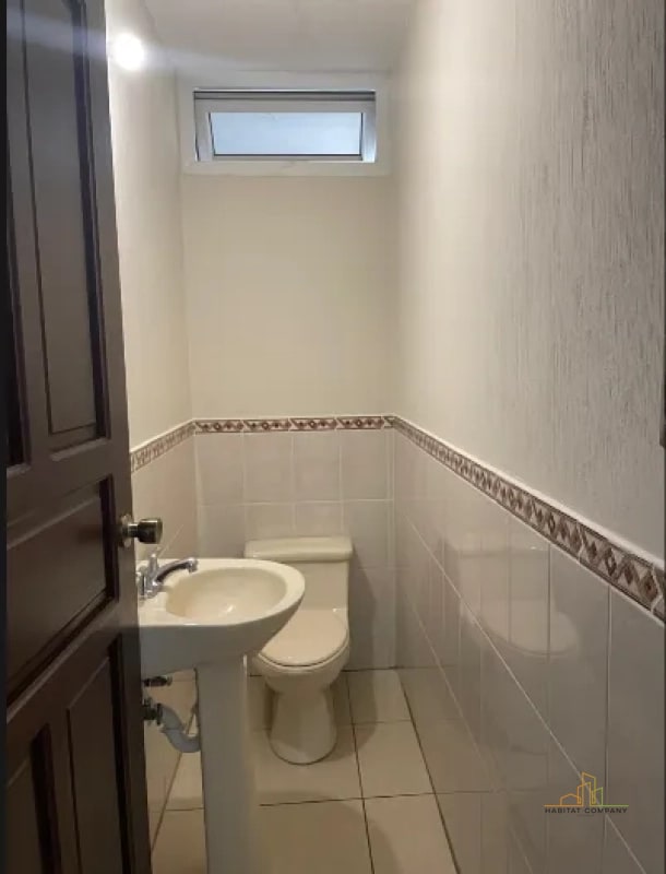 Ganga Casa en Venta Km 16.5 Carretera a El Salvador | Santa Mónica | Jardín + Estudio | Q1,555,000 - 6
