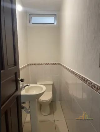 Casa | Venta | KM 16-20 CAES | Entrada Calle de Olmeca |  Casa en Venta Residenciales Santa Mónica - Ganga — Casa en Venta en km 16-20, Carretera a El Salvador, Guatemala, Ciudad — miniatura 7 de 9