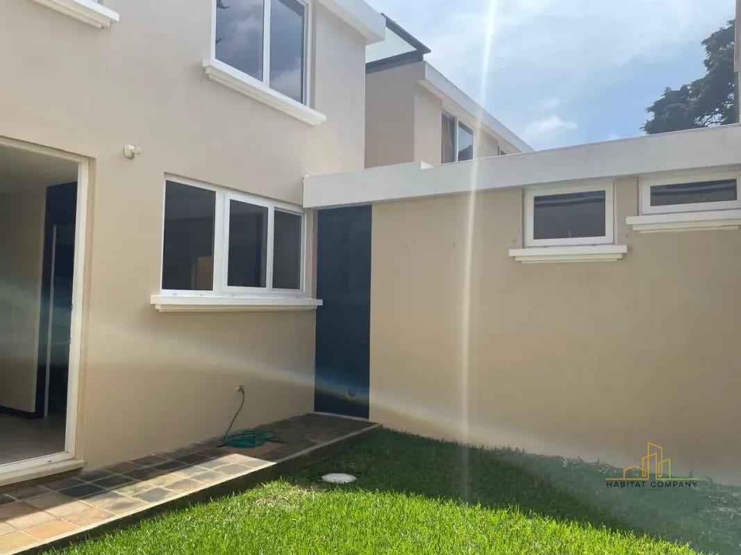 Casa | Venta | KM 16-20 CAES | Entrada Calle de Olmeca | Casa en Venta Residenciales Santa Mónica - Ganga — Casa en Venta en km 16-20, Carretera a El Salvador, Guatemala, Ciudad — foto 6 de 9