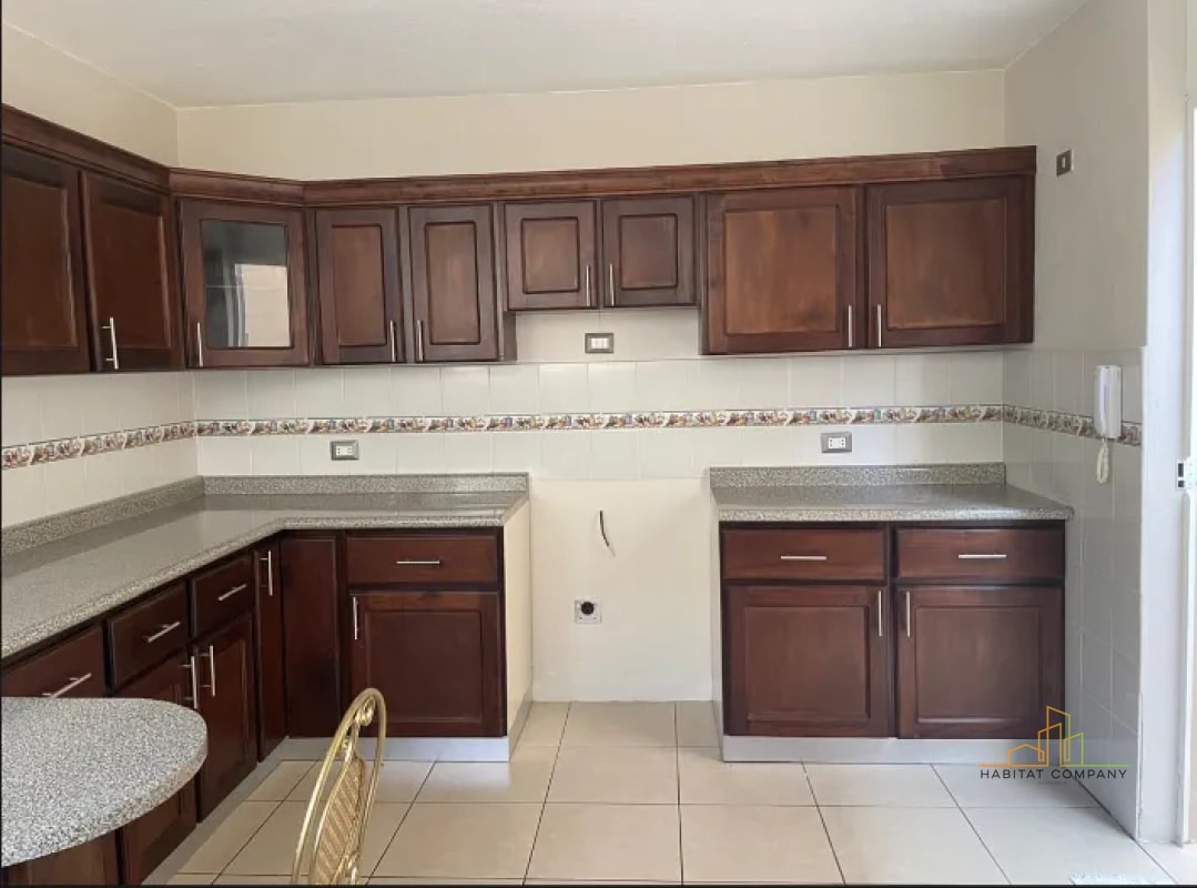 Ganga Casa en Venta Km 16.5 Carretera a El Salvador | Santa Mónica | Jardín + Estudio | Q1,555,000 - 3