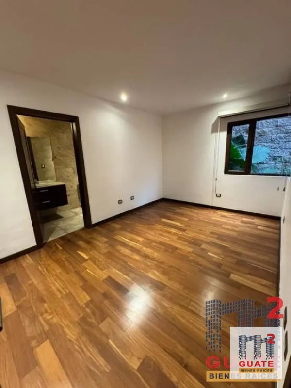 Casa en condominio en Renta, Santa Catarina Pinula - 13