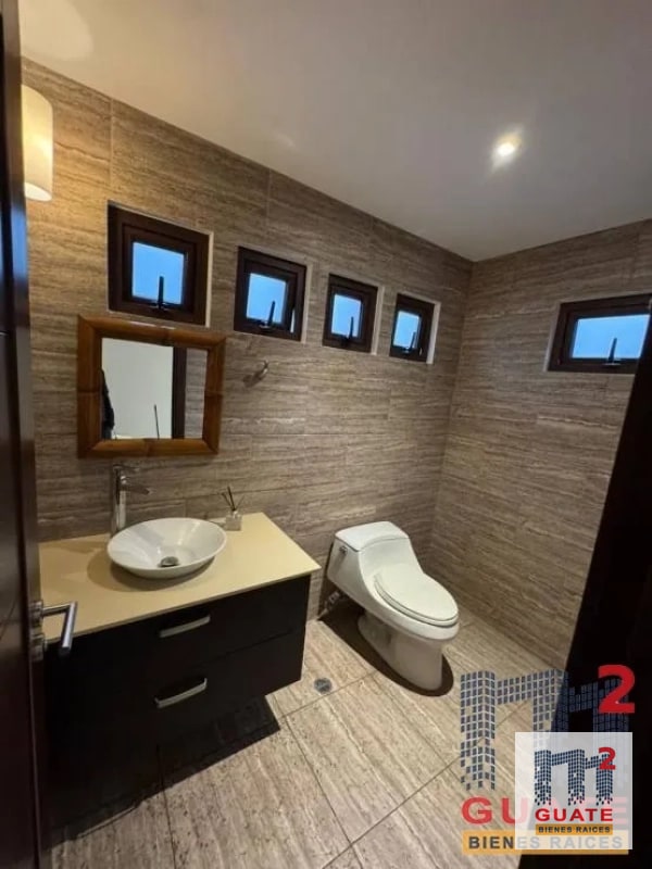 Casa en condominio en Renta, Santa Catarina Pinula - 12