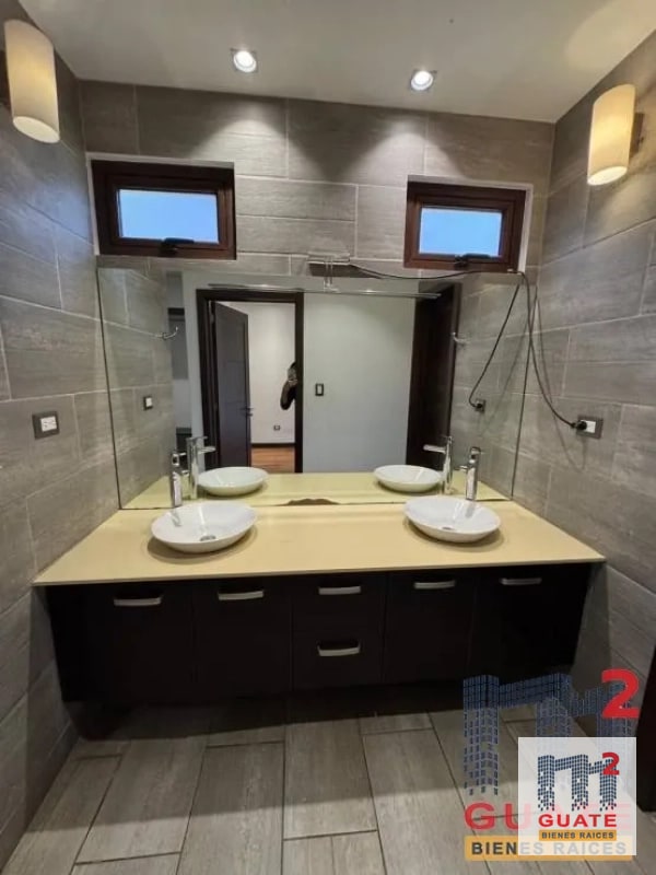 Casa en condominio en Renta, Santa Catarina Pinula - 3