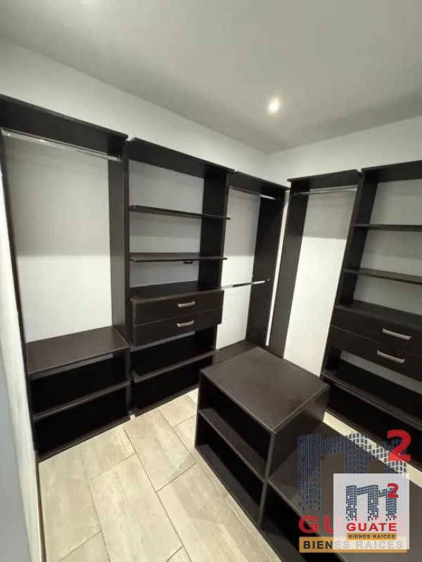 Casa en condominio en Renta, Santa Catarina Pinula - 2