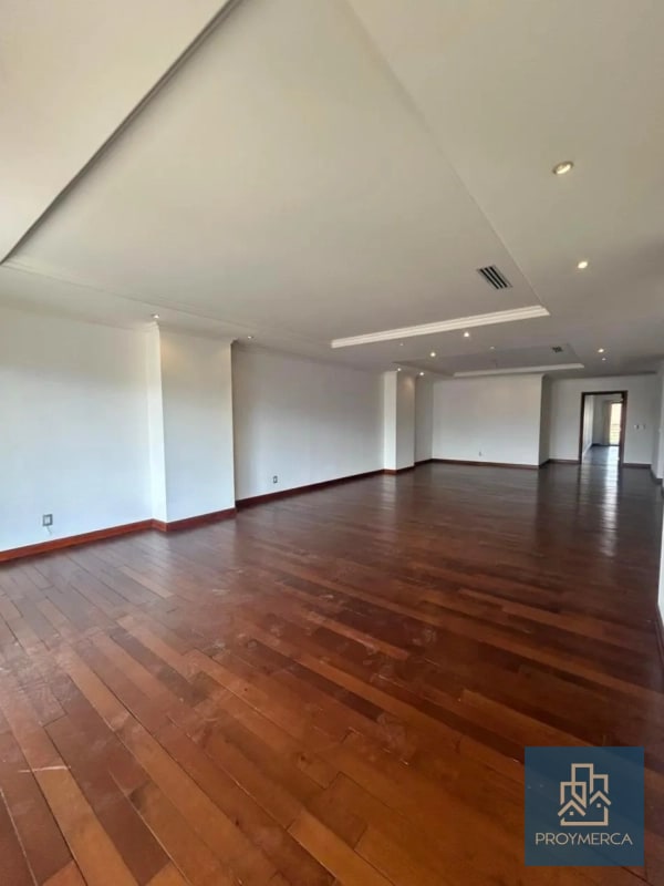 Apartamento en alquiler, Edificio Tadeus, Zona 14 - 15