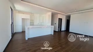 APARTAMENTO EN LIRIOS DE CAYALÁ ZONA 16 — Apartamento en Venta en Zona 16, Guatemala, Ciudad — miniatura 9 de 12