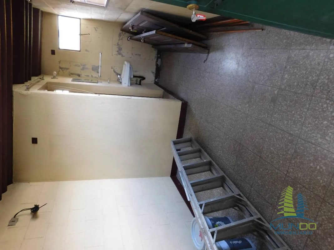 Oportunidad Comercial: Edificio de 4 Niveles con Locales y Oficinas – Zona 11 Roosevelt - 5
