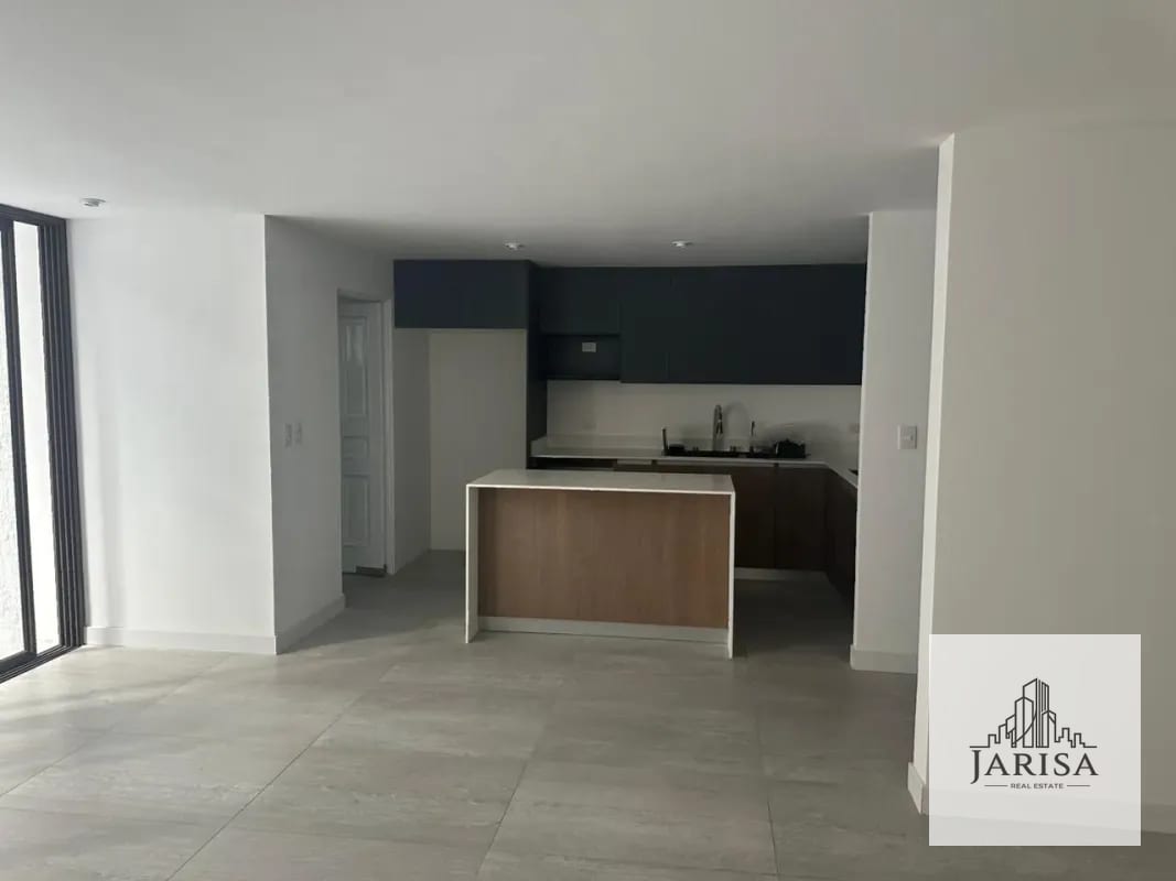 Casa Remodelada en Venta Zona 10 — Casa en Venta en Zona 10, Guatemala, Ciudad — foto 10 de 10