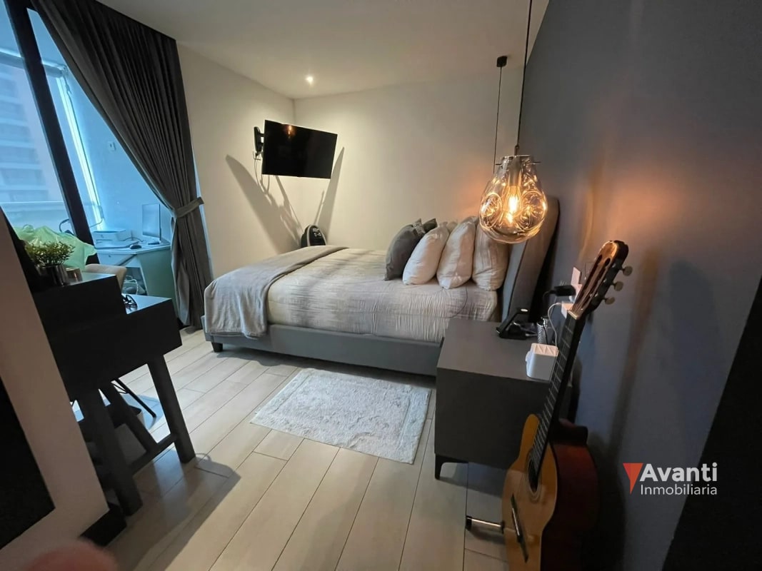 VENTA APARTAMENTO ZONA 15, LIV - 8