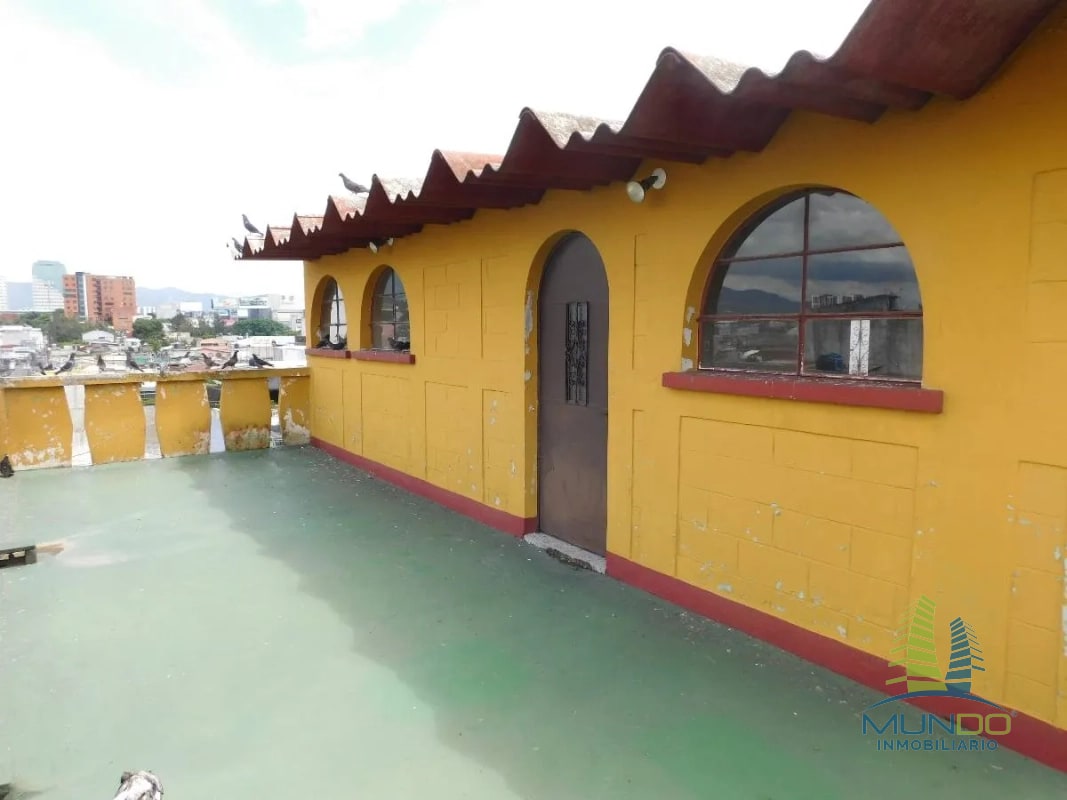 CASA EN VENTA A DOS CUADRAS CALZADA ROOSEVELT - 5