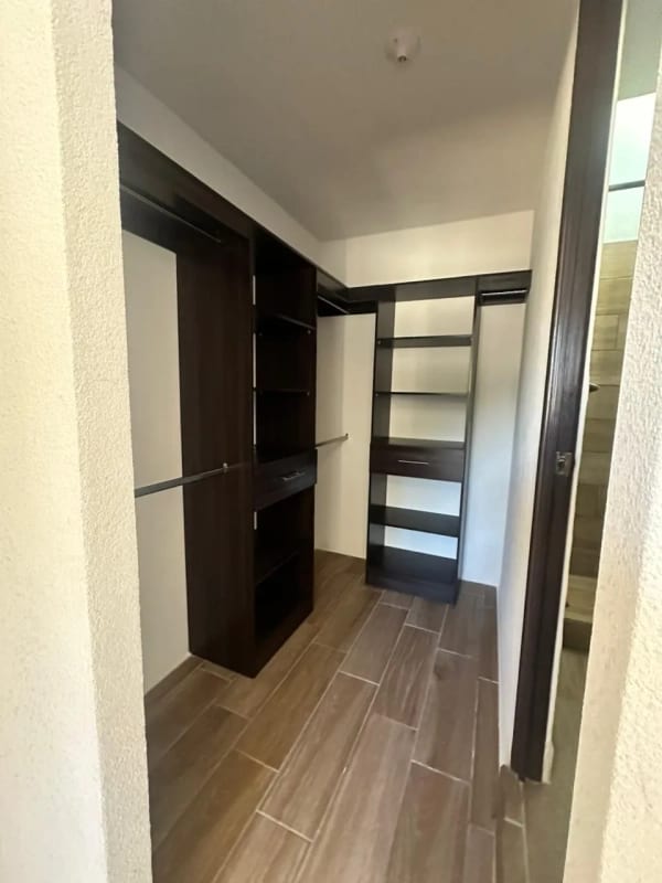 Vendo casa en San José Pinula — Casa en Venta en Condado Florenza, San José Pinula, Guatemala, Ciudad — foto 4 de 9