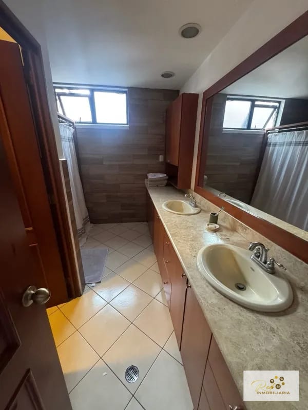 ALQUILER APARTAMENTO Y AMPLIO EDIFICIO BELLAGIO Zona 14 — Apartamento en Alquiler en Bellagio, Zona 14, Guatemala, Ciudad — foto 10 de 16