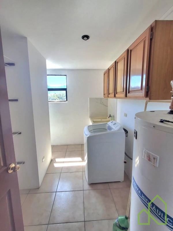 Apartamento en Alquiler zona 14 por La Villa - 6