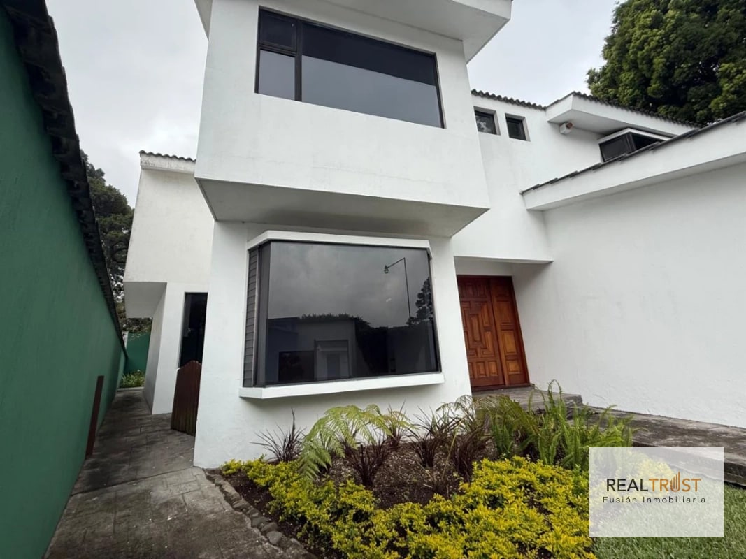 Preciosa casa en venta en Condominio la Encantada, km 12 Carretera El Salvador. - 12