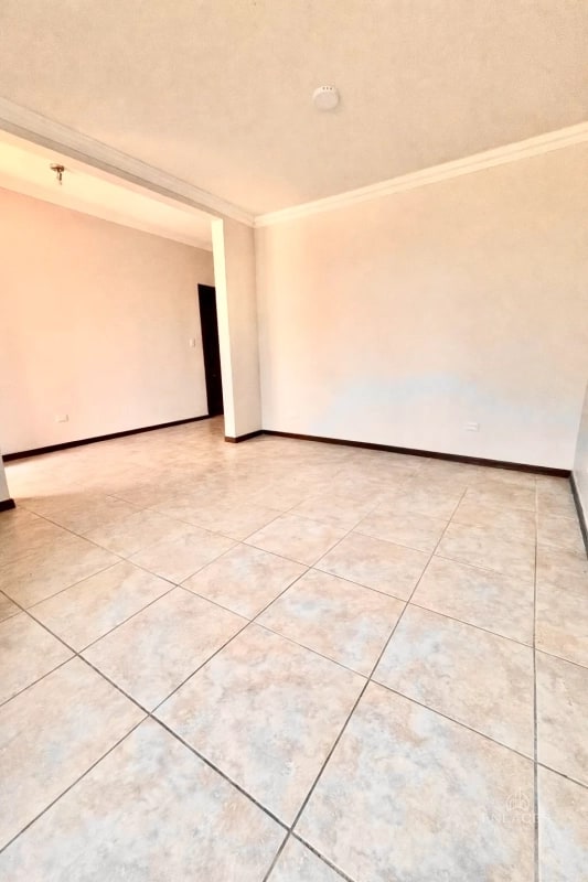 Entrada a Fraijanes • Casa en Renta/Venta • Villas de Entreverdes - 10