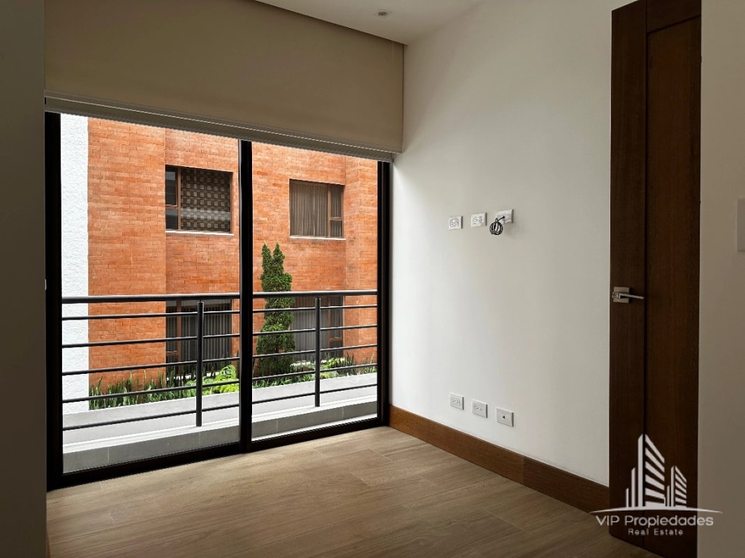 Apartamento en alquiler – Zona 15, VH I, Edificio Bonares - 7
