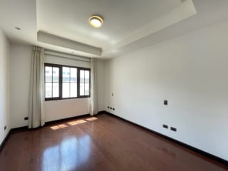 APARTAMENTO RENTA ZONA 16 , DURIAN CAYALA 144 MTS2, 3 DORMITORIOS $1,800 INCLUYE MANT E IVA EN CIUDAD CAYALÁ — Apartamento en Alquiler en Zona 16, Guatemala, Ciudad — miniatura 4 de 7