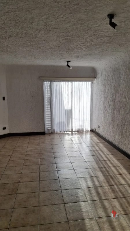 Apartamento en Renta zona 10 - 6