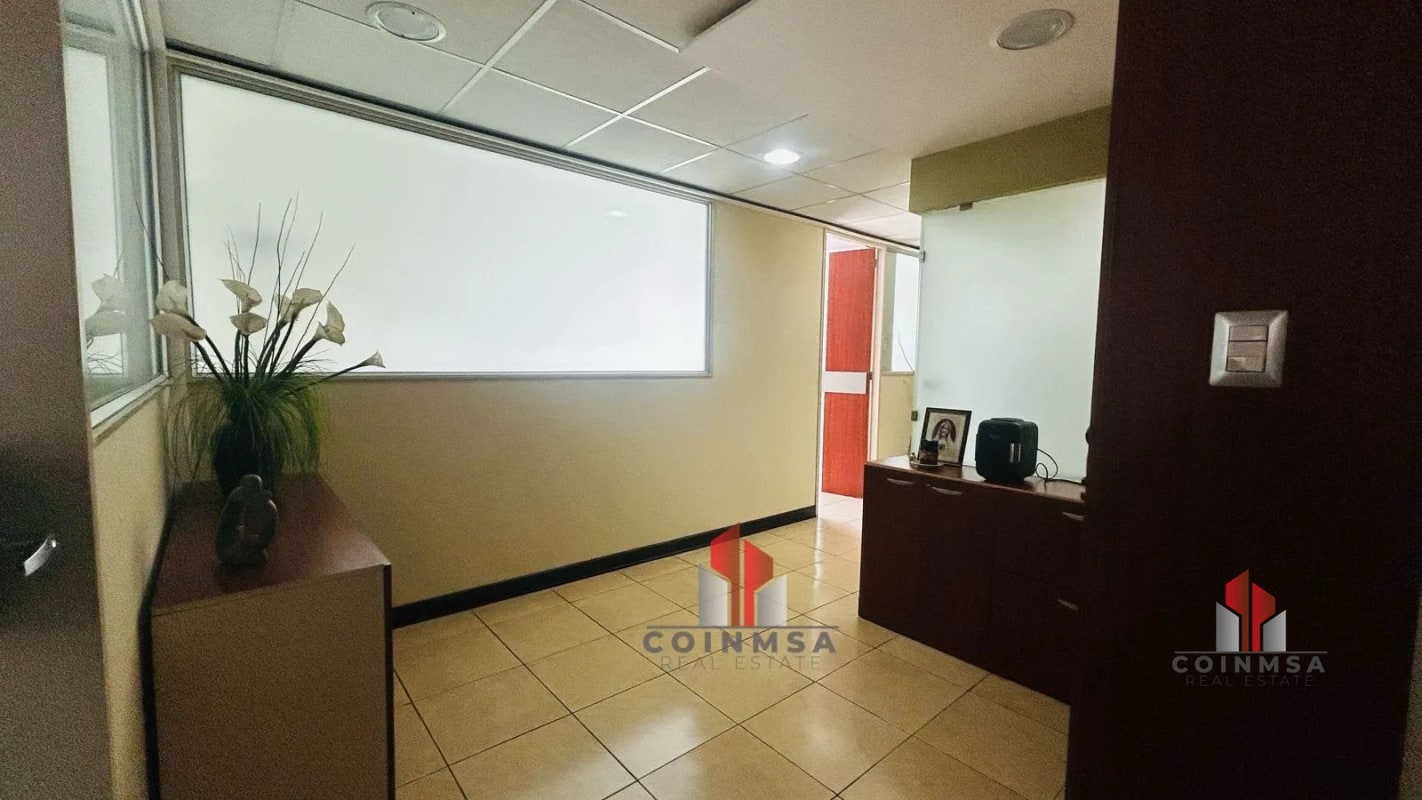 Oficina en Venta zona 10 / Torino I - 7